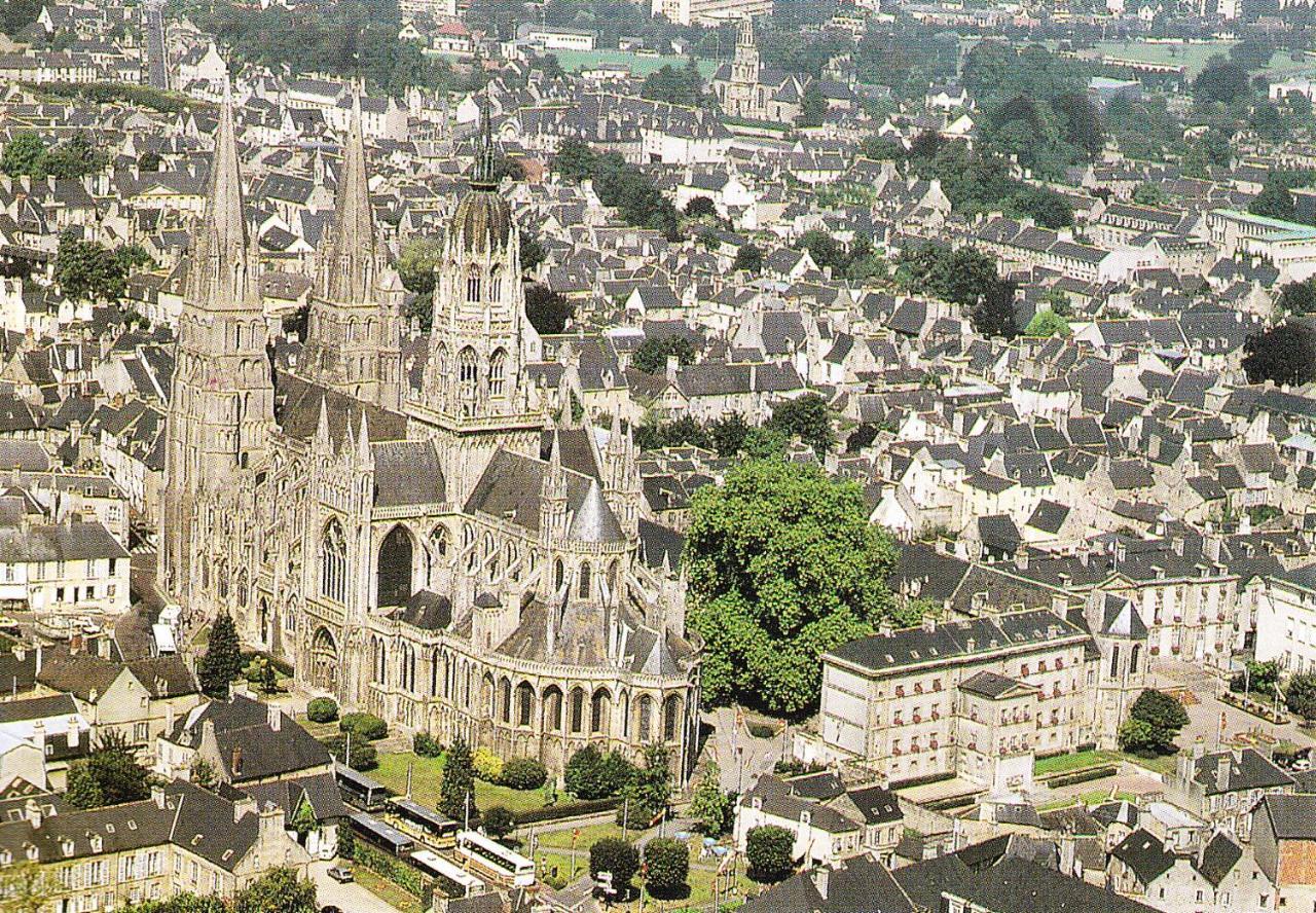 Ibis Budget Bayeux Nonant Exterior foto