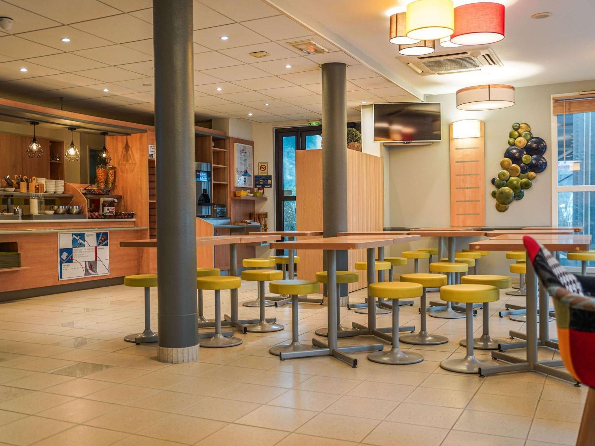 Ibis Budget Bayeux Nonant Exterior foto